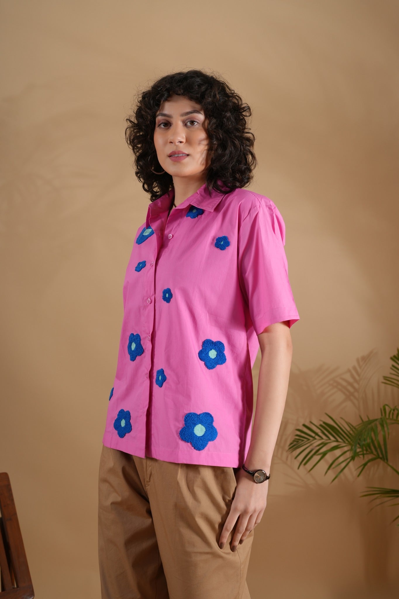 Boxy Fit- Flower Embroidered Shirt Pink